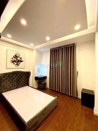 Hình ảnh Nhà cho thuê 451/1A Hai Bà Trưng Q3