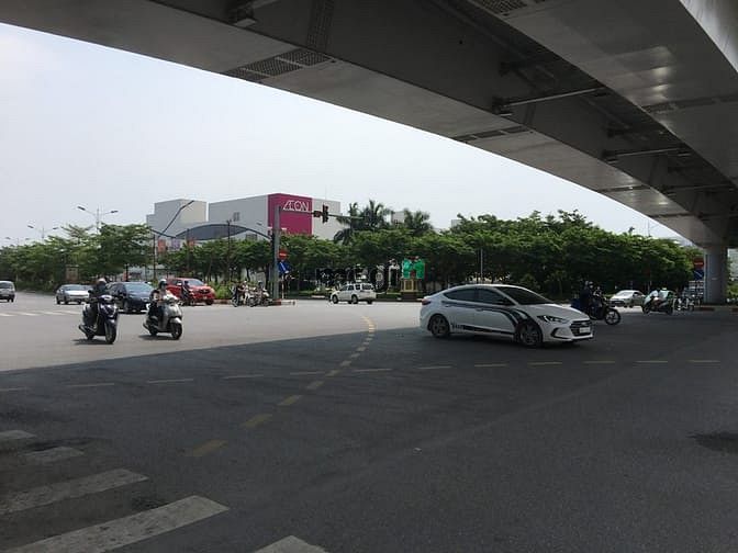 Hình ảnh Bán Nhà 5 Tầng x 50m2 Mặt Phố Đàm Quang Trung, Đối Diện Aeon