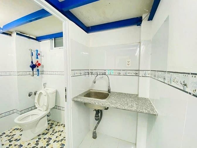 Hình ảnh Phòng máy lạnh mới 100% gần UFM