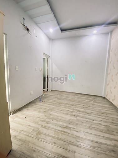 Hình ảnh Siêu phẩm Biệt thự Ngay Aeon Mall Tân Phú, Ngang 6,8m, 2 Tầng.