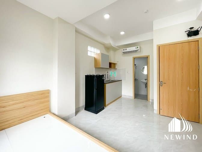 Hình ảnh Phòng mới, có bancol gần đại học Tôn Đức Thắng, RMIT, thuận tiện q1,4