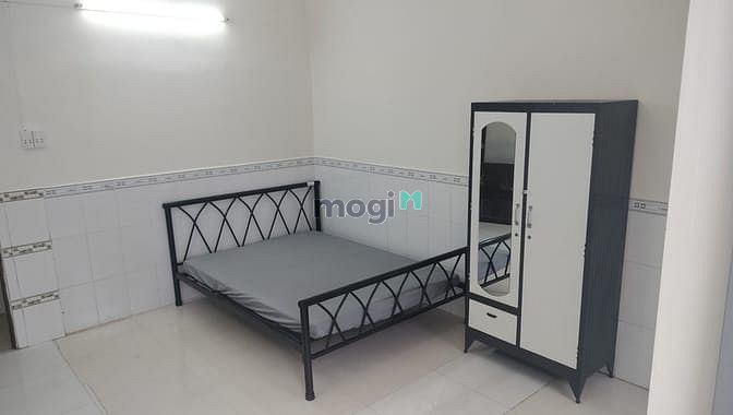 Hình ảnh HXH - Đường Lê Đình Cẩn, Sát Tên Lửa. 44m2, 2 Tầng, SHR.