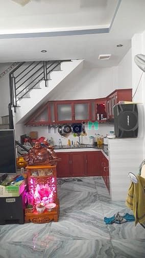 Hình ảnh Siêu phẩm nhà 2 tầng 4 x 10m hẻm xe hơi thông khu vip Tên Lửa
