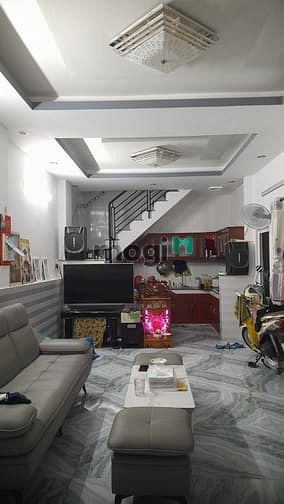 Hình ảnh Bán Nhà Hẻm Ô Tô Đường Bùi Tư Toàn, 2 Tầng, Sổ Hồng Hoàn Công Đủ