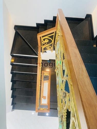 Hình ảnh Bán nhà Tỉnh lộ 10 Sát Tên Lửa Cạnh Aeon, 62m2, 5 Tầng, HXH