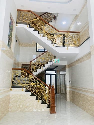 Hình ảnh Bán nhà Tỉnh lộ 10 Sát Tên Lửa Cạnh Aeon, 62m2, 5 Tầng, HXH