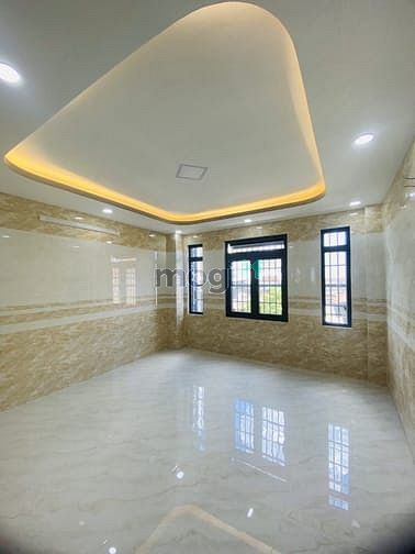 Hình ảnh Bán nhà Tỉnh lộ 10 Sát Tên Lửa Cạnh Aeon, 62m2, 5 Tầng, HXH