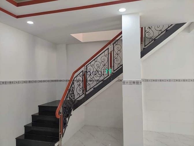 Hình ảnh NHÀ Đẹp ở Ngay TÊN LỬA - 71m2, ngang 5,5m, SHR