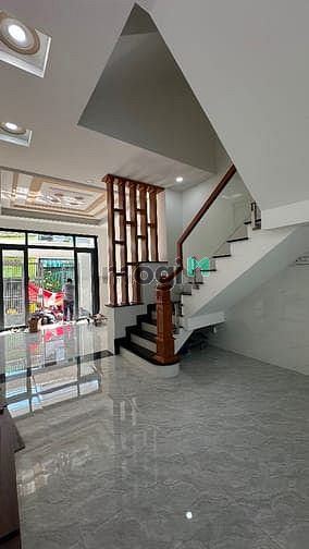 Hình ảnh Nhà đẹp ở ngay sát Aeon mall Tên Lửa, 72m2, 3 Tầng, 4PN.