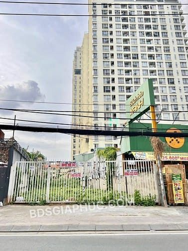Hình ảnh Bán lô đất 450m² Mặt tiền Nguyễn Thị Thập Quận 7