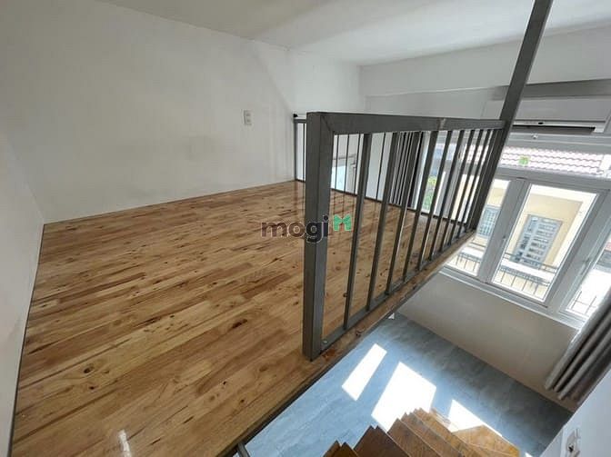 Hình ảnh Phòng Duplex có nội thất gần chợ Hoàng Hoa Thám