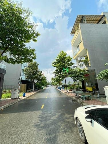 Hình ảnh Bán Nhanh Lô Đất Đẹp Tại KDC Phú Hồng Thịnh X , Tp. Dĩ An. Bình Dương