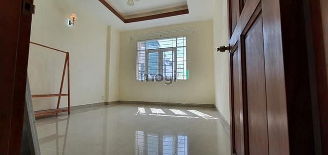 Hình ảnh Cho thuê nhà Hẻm VIP 212B/ Nguyễn Trãi, Q1
