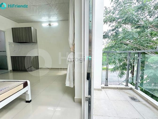 Hình ảnh Cho thuê CH ban công ngay vòng xoay Phú Hữu, sát chung cư Khang Điền