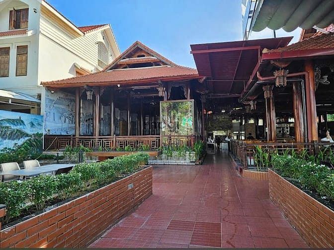 Hình ảnh MBKD gần 700m2,hợp KD quán ăn,cafe không gian rộng,đường Lê Thanh Nghị