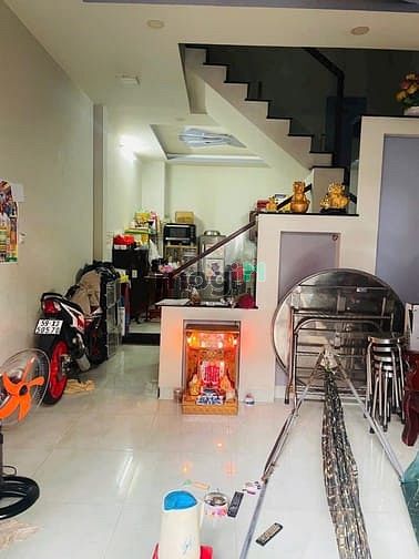 Hình ảnh nhà đẹp ngã 4 thủ đức-3 tâng- hẻm8m- 6 tỷ có bớt-ThuDuc