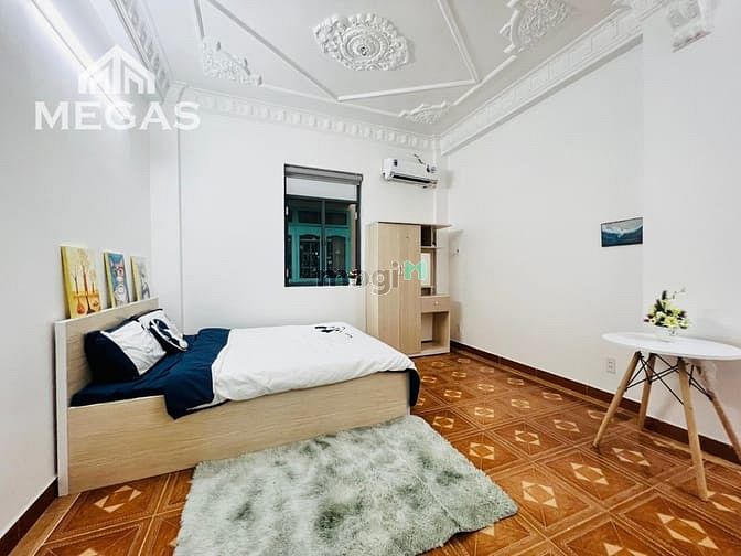 Hình ảnh Phòng Studio Có Cửa Sổ Trời Thoáng Mát Đầy Đủ Nội Thất Như Hình