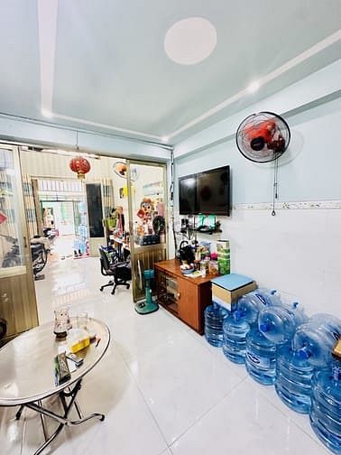 Hình ảnh HXH 7 CHỖ - Tân Kỳ Tân Quý . 8PN 6WC