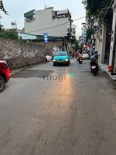 Hình ảnh ĐẤT THỔ CƯ PHỐ TRẠM LONG BIÊN 73m đường 2 oto vào đất hơn 12 tỷ