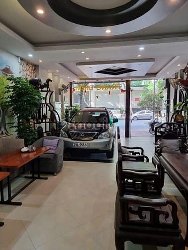 Hình ảnh Hàng độc! Nhà mặt phố Hoàng Quốc Việt, vỉa hè 5m, ô tô, thông sàn