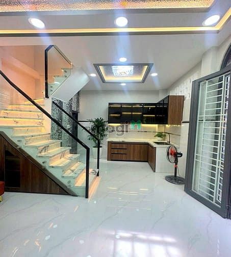 Hình ảnh 1/ Lê Thị Bạch Cát, Q11 , 2 Tầng , 21m2, 5.3×4m, Chỉ 3.x Tỷ