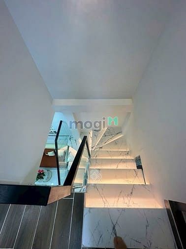 Hình ảnh 1/ Lê Thị Bạch Cát, Q11 , 2 Tầng , 21m2, 5.3×4m, Chỉ 3.x Tỷ