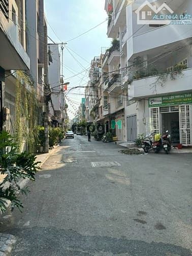 Hình ảnh Bán Đất 112m2 (8x14m) kế bên TTTM Emart Phan Văn Trị - Ngang Lớn 8m
