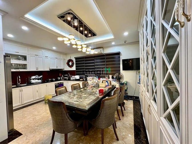 Hình ảnh Giảm chào! Phân lô Mạc Thái Tổ, ô tô tránh, vỉa hè, thang máy, 70m2*