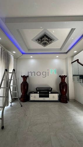 Hình ảnh Biệt thự 3 Tầng Hương Lộ 2, 112m2, 4Pn, Hẻm 5m.