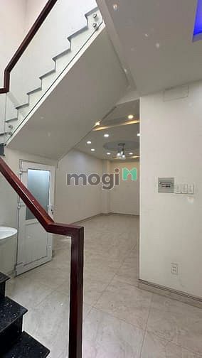 Hình ảnh Biệt thự 3 Tầng Hương Lộ 2, 112m2, 4Pn, Hẻm 5m.