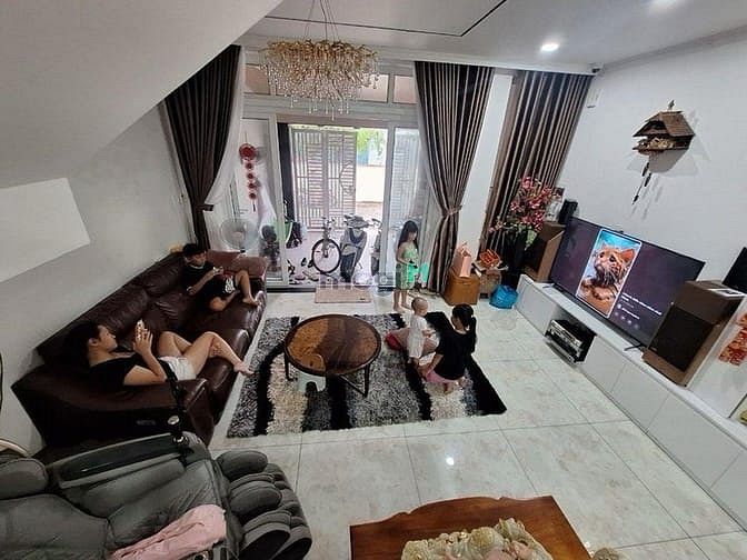 Hình ảnh Bán nhà ngay khu vip  bình thọ,thủ đức, 100m2, cách vincom 300m,