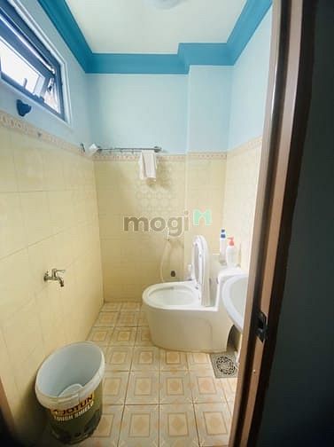 Hình ảnh Nhà mặt tiền kinh doanh Tên Lửa 3 Tầng, 64m2, 5PN.