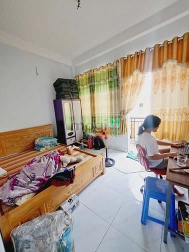 Hình ảnh Ngon hiếm, 4 tầng BTCT hẻm 7m thông, kdc sầm uất