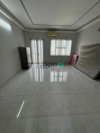 Hình ảnh Nhà rộng đẹp 4PN, HXH thông Phan văn Trị