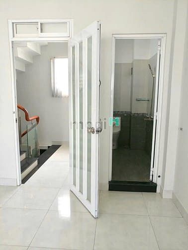 Hình ảnh Nhà rộng đẹp 4PN, HXH thông Phan văn Trị