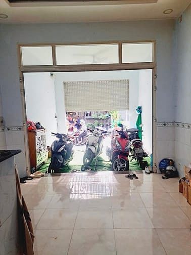 Hình ảnh Ngon bổ rẻ- Bình Tân- hẻm 8m thông-40m2 3 tầng