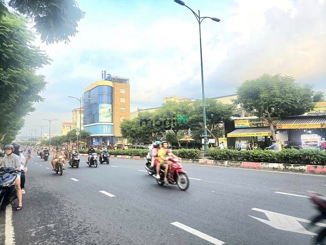 Hình ảnh Cho Thuê MB vị trí VIP Lê văn Việt, P. Tăng Nhơn Phú A, TP. Thủ Đức