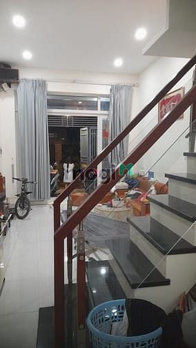 Hình ảnh Hẻm 8m, 60m2, 2 Tầng, SHR, Đường Bùi Tư Toàn.