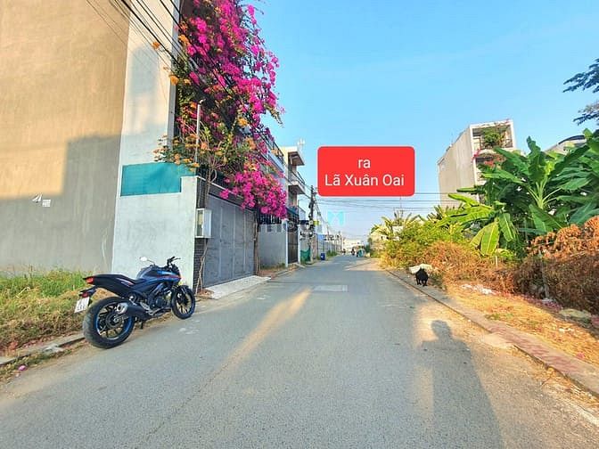 Hình ảnh bán Đất hẻm 730 Lã Xuân Oai, Long Trường, Q9. Dự án Samsung Town