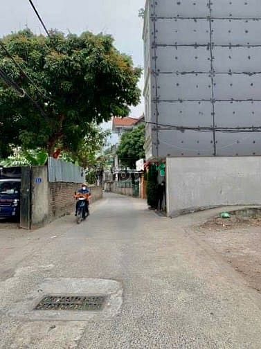Hình ảnh Bán Gấp Đất **Ngọc Thuỵ**, 45m2, Ngõ Ô Tô, Giá 5,2 Tỷ
