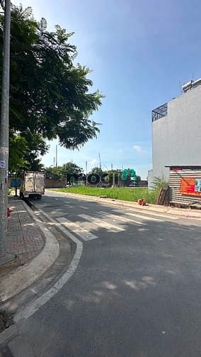 Hình ảnh Đất đẹp vuông vứt không lộ giới, 72m2, SHR đường Bến Lội.