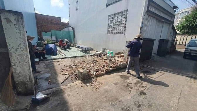 Hình ảnh Bán lô đất sát đường Nguyễn An ninh Dĩ An Bình Dương giá rẻ
