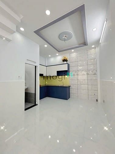 Hình ảnh HXH 5m Chiến Lược , Bình Tân, 2 Tầng Đúc, 40m2, 4×10m, Chỉ 3.x Tỷ