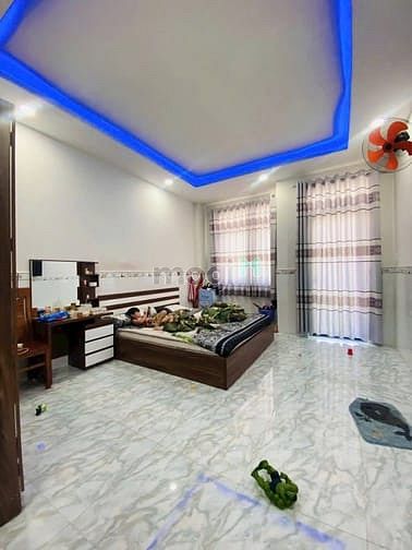 Hình ảnh 4 x 18,2m 3 tầng full nội thất hẻm xe tải