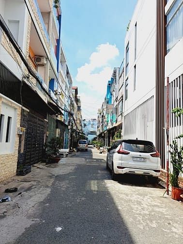 Hình ảnh Nhà đẹp 4 Tầng ở ngay, đường Mã Lò, 54m2, không ngập nước