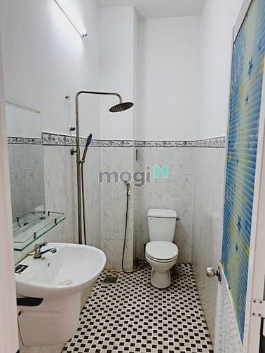 Hình ảnh Nhà đẹp 4 Tầng ở ngay, đường Mã Lò, 54m2, không ngập nước