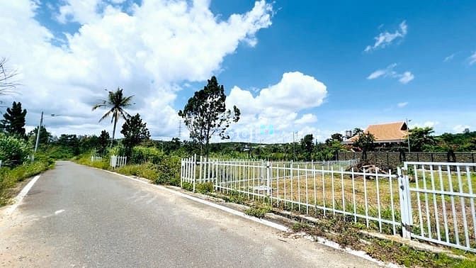 Hình ảnh bán lô đất biệt thự, có thổ cư, cách Trần Hưng Đạo 300m, Lộc Sơn