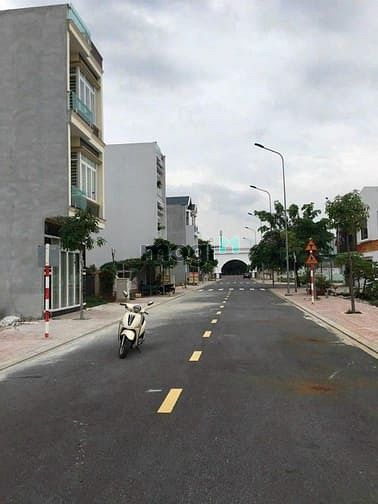 Hình ảnh Bán lô đất đẹp KDC Lê phong 2, gần Vincom 550 Tân Đông Hiệp Dĩ An BD