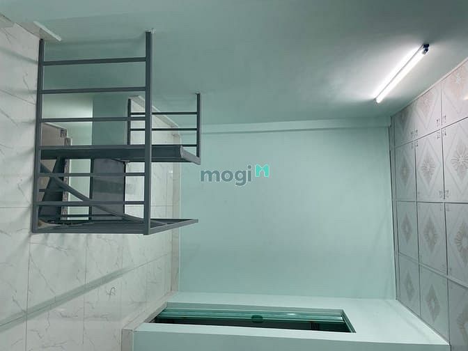 Hình ảnh Nhà bán đường Hồng Lạc , Tân Bình, 24m2, 3.7×7m, Chỉ 2.x Tỷ