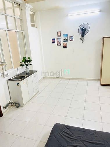 Hình ảnh Phòng 30m2 cửa sổ lớn đường Sầm Sơn P.4 Tân Bình chỉ 4,3 triệu.